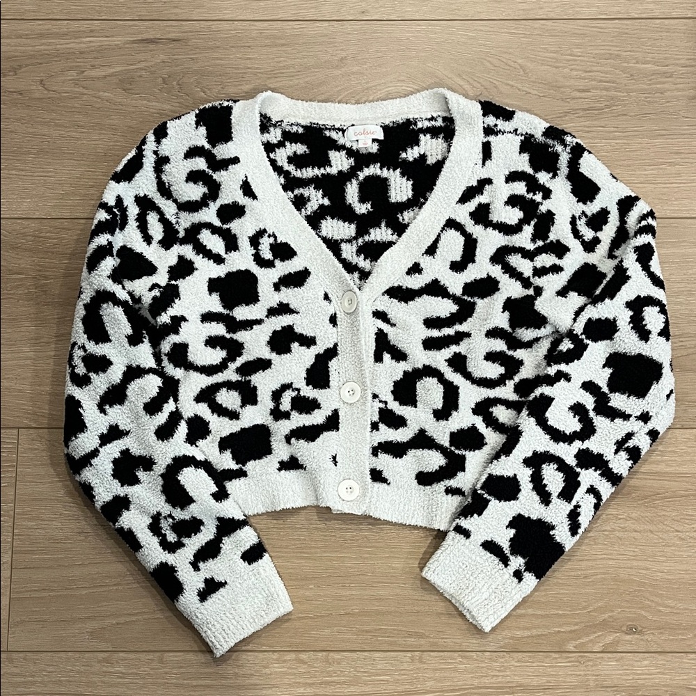 Colsie Black and White Leopard Cardigan